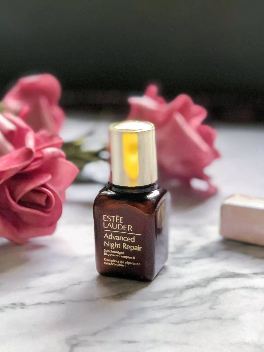 精华|快抢！每个女人都无法拒绝的雅诗兰黛小棕瓶，只要85元！