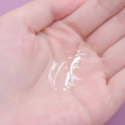 艾派德|爽肤水？柔肤水？精华水？苟命啊，我到底该怎么选？！