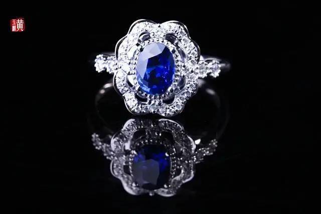 颜色|晒黑了怎么办？想要快速变白,这么戴珠宝就对了!