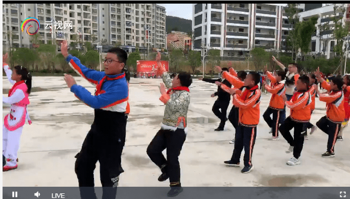 兰坪|【你笑起来真好看】云南兰坪：从“站起来”到“走得远” 教育助梦想腾飞