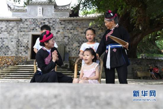 林善|89岁畲族老人钟莲娇为家乡“代言”