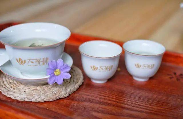武夷|这几种茶比较适合夏季饮用夏季喝茶不能乱喝
