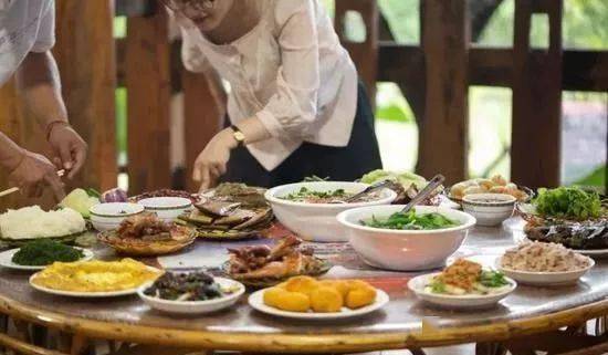 热带雨林|还好吃!【逛吃】西双版纳不仅美