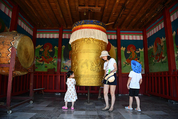 海南|跨省游首月动态：亲子游火爆，海南三亚稳居热门目的地榜首