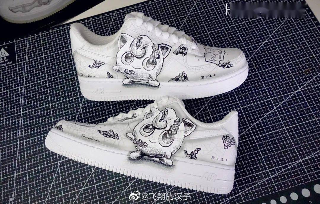 球鞋|客制最好还是放家里，以免被人说成fake丨客制球鞋采访