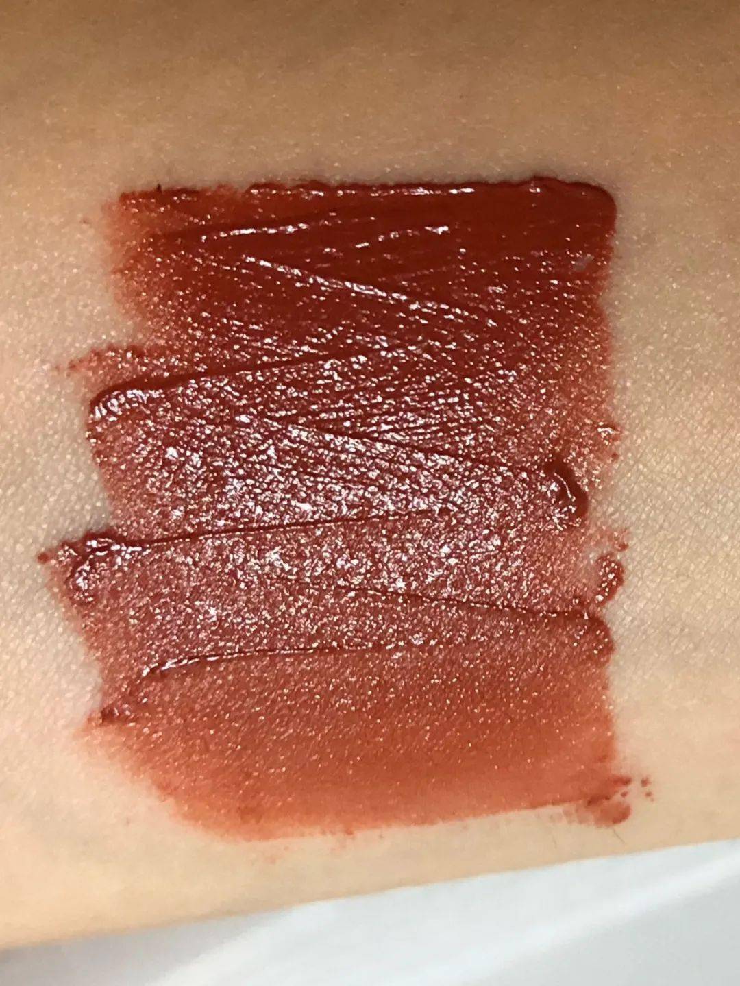 �Ŵ��У�����zhui���õ�ƽ�۲�ױ�ϼ�����˾���������