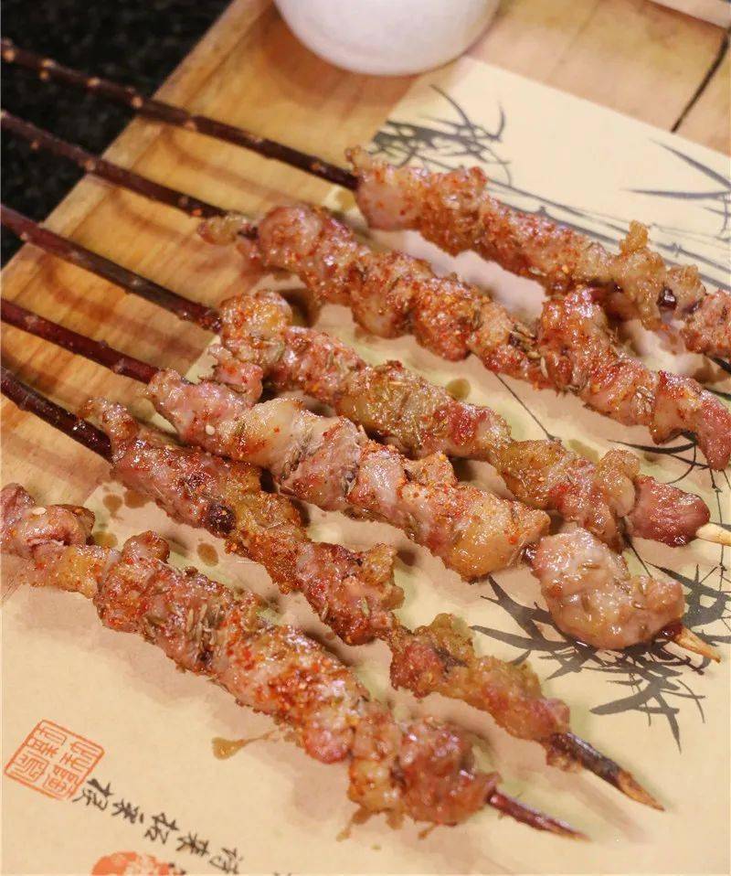 肉汁|我在漳州侨村里吃烧烤！东北烧烤超强阵容！特权价+送酒！晚餐夜宵安排！