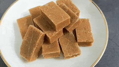 老少|零添加，酸甜适口，全家老少都爱吃的美味零食！天然山楂怡块