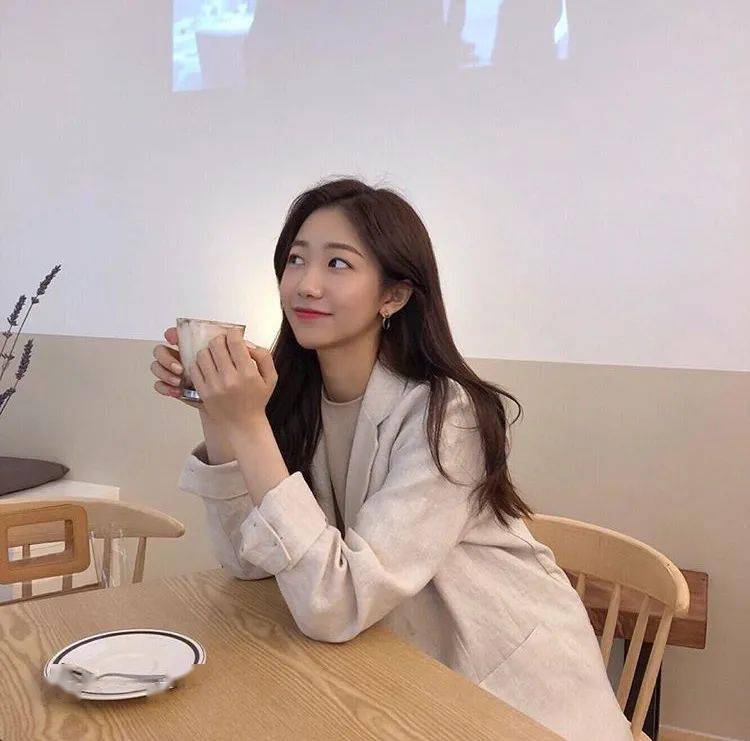 韩系|颜值身材一般的女生，这么穿也太好看了