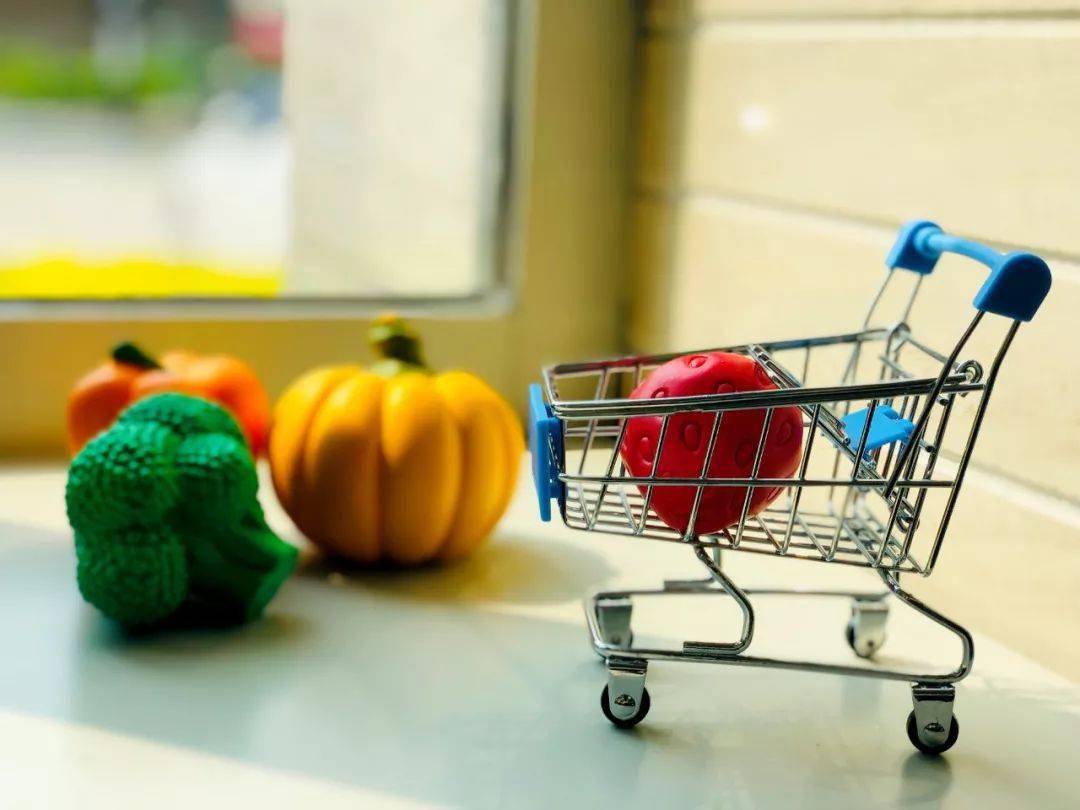 突破|国务院扶贫办：今年扶贫产品销售已突破1000亿元；全国旅游市场逐步升温丨财经早餐