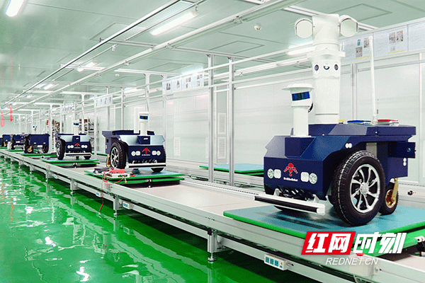 云动|湖南九翊云动智能科技有限公司首批机器人下线生产