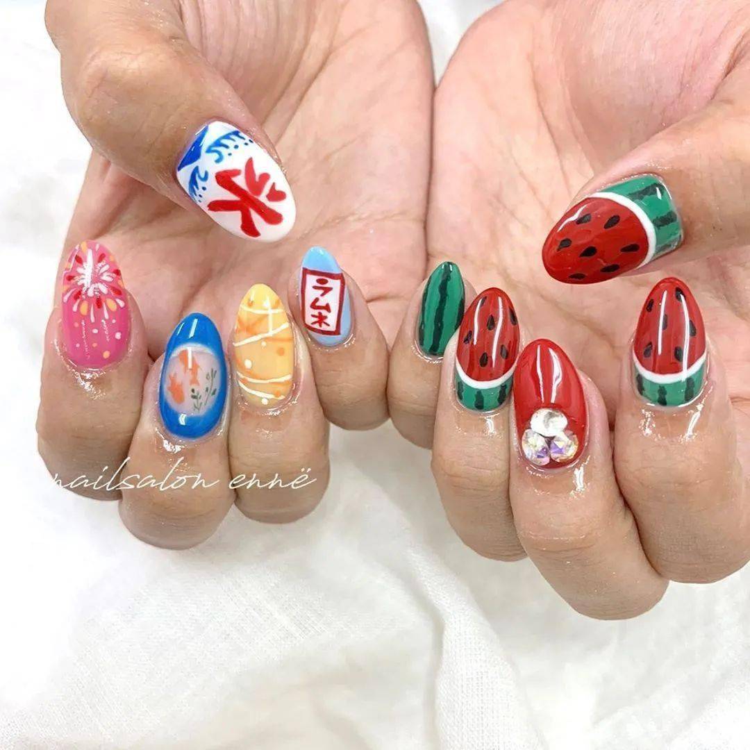 元素|每刻美丨50+例夏季美甲样板