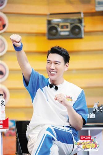 哥哥|真人秀都有脚本 自己最“痴”杨洋颜值