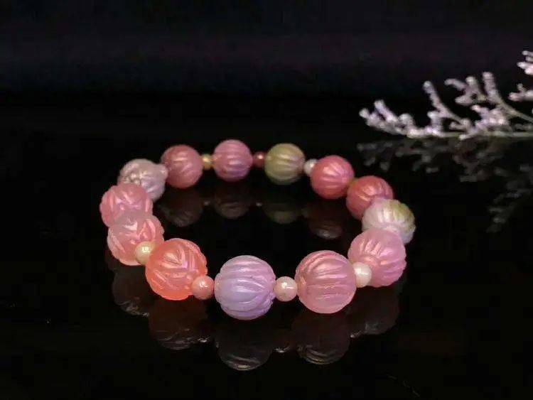 玛瑙|杨杨：5大“美人玉”，价格低哭了！却颜值不输翡翠，质感媲美羊脂！