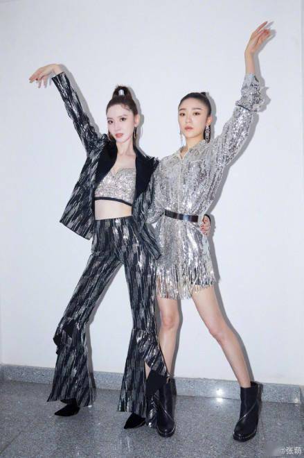 张月|“坏女人”张乘乘林有有同台 张萌张月上演捧脸杀