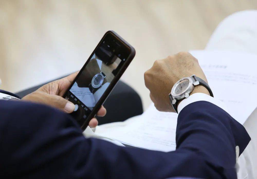 瑞士|一个瑞士小众腕表品牌野蛮生长和来到中国的故事