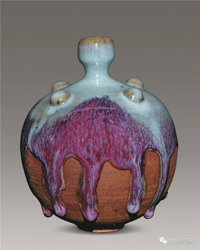 钧瓷瓶046韩美林13cm*10cm*10cm1999钧瓷尊064韩美林117cm*30cm*30cm