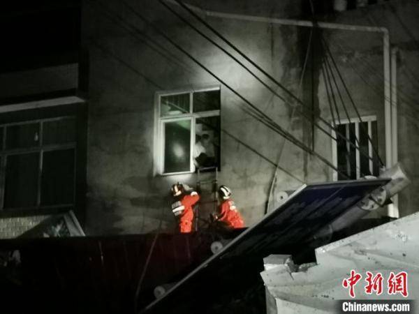 管理厅|四川汉源山体滑坡：目前已救出4人 仍有5人失联