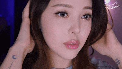 化妆|拔草预警! 网红化妆神器大测评, 最后一个惊呆我......