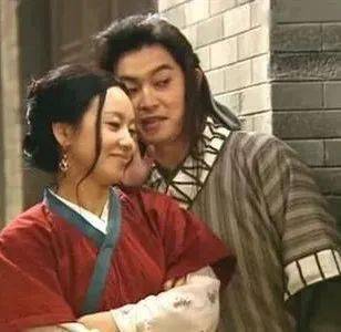 钢琴只能排最后？中产孩子兴趣班鄙视链