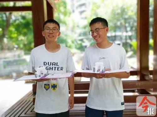 祝尔乐|柳州双胞胎学霸考上清华！高考分数相同(