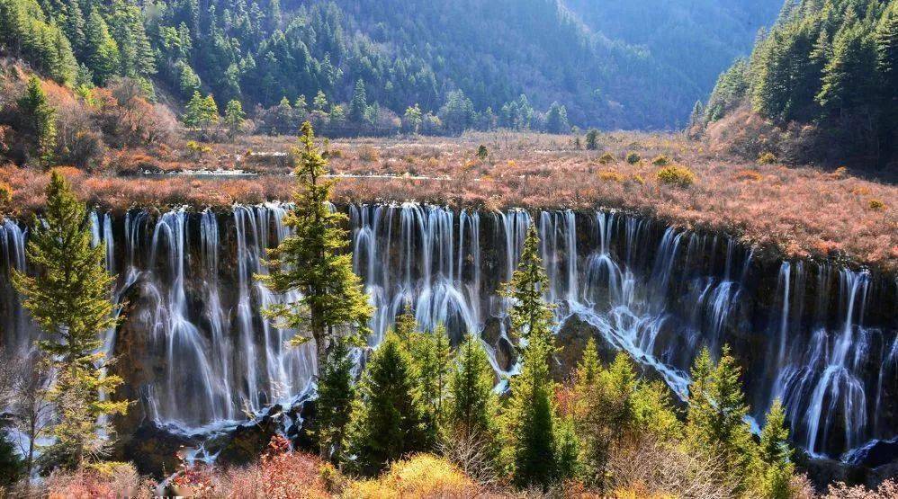 9月九寨沟丨秋日的九寨沟已重回颜值巅峰 这一次 热爱