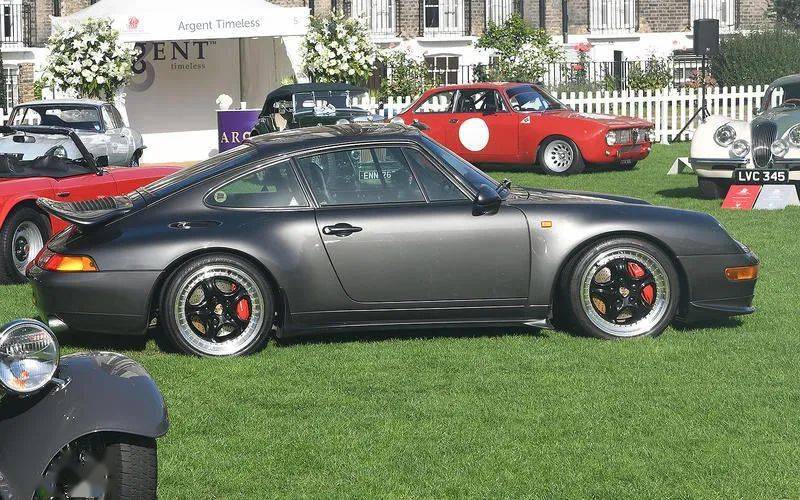 1995款保时捷911 carrera (993)