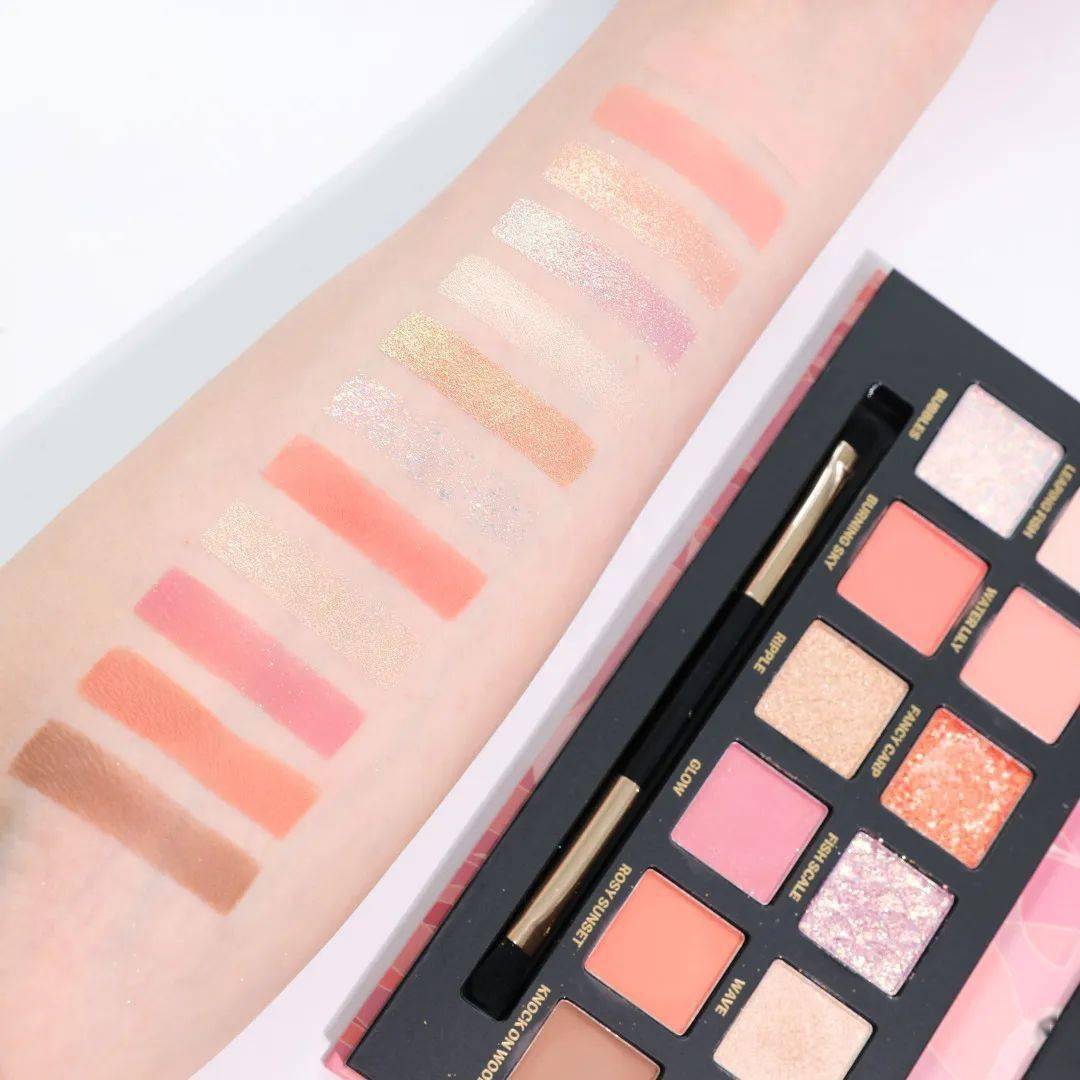 成功|素人改造|让你约会成功“换头”的妆容,全教给你们!