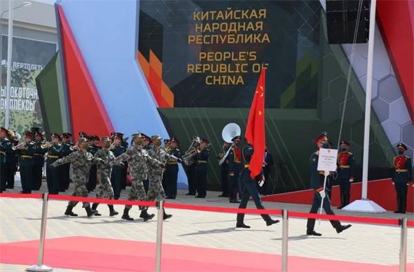 曹卫东点评我军赴俄参加“国际军事比赛-2020”