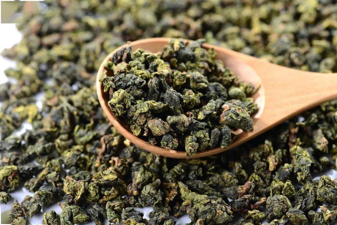 如何选择适合自己的香料 402fd54e84c54c05a9375ee47893517a.jpeg