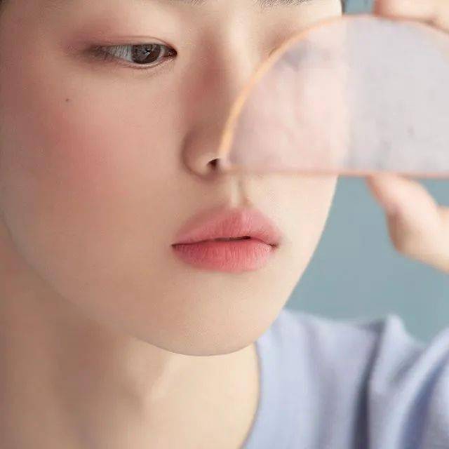 眼线|姜涩琪的眼妆迷倒了我，学习单眼皮怎么画都好看的秘诀