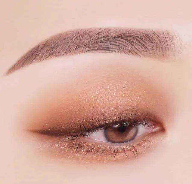 眼线|姜涩琪的眼妆迷倒了我，学习单眼皮怎么画都好看的秘诀