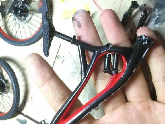 细节|手工打造Demo8速降车模型