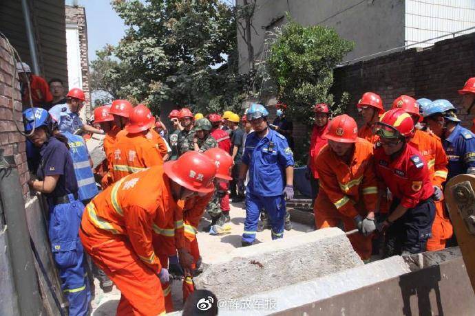 聚仙|山西临汾一饭店坍塌 武警官兵第一时间参与救援