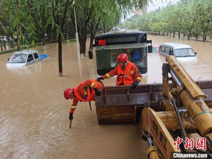 降水量|西宁强降雨天气最高降水量89.6毫米 多部门紧急救援