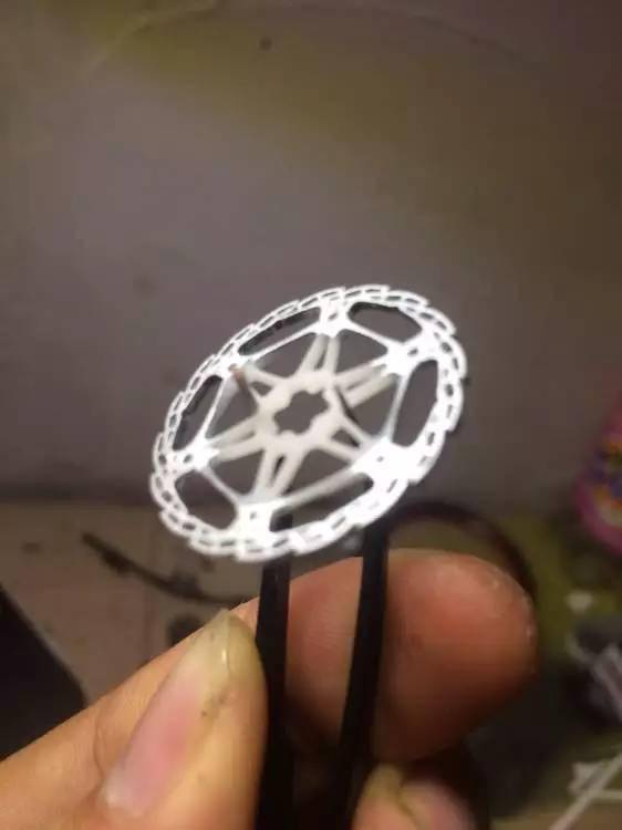 细节|手工打造Demo8速降车模型