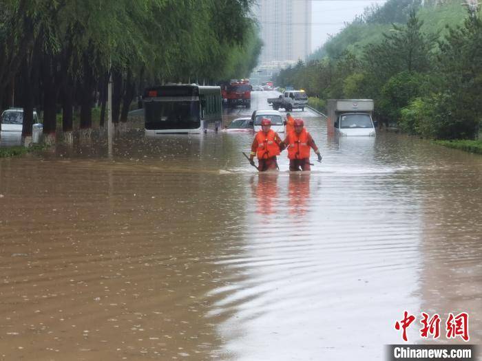 降水量|西宁强降雨天气最高降水量89.6毫米 多部门紧急救援
