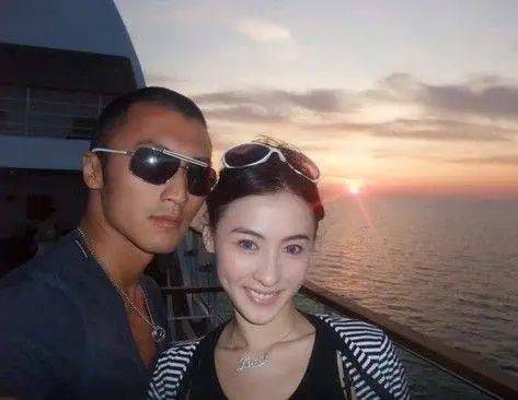 张柏芝|40岁的谢霆锋，变了