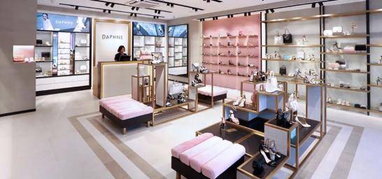 人人|人人都有一双达芙妮的日子,彻底过去了