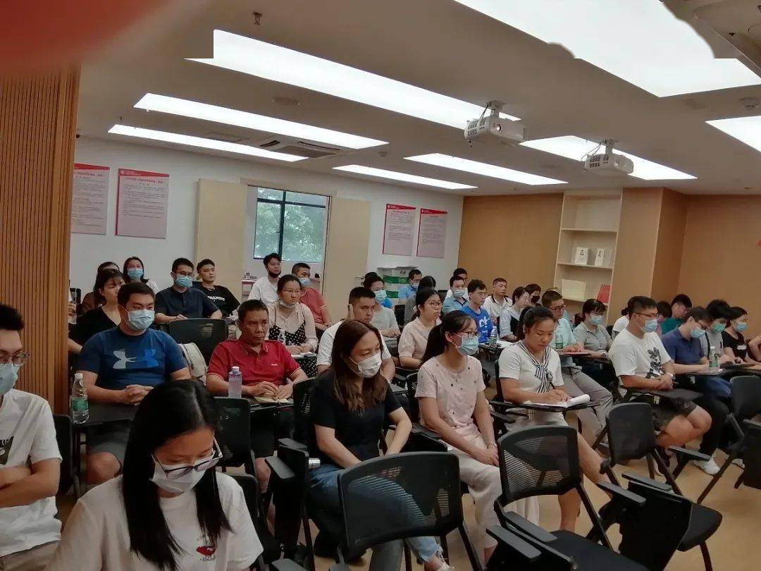 2020松洲街道gdp_中国gdp2020年