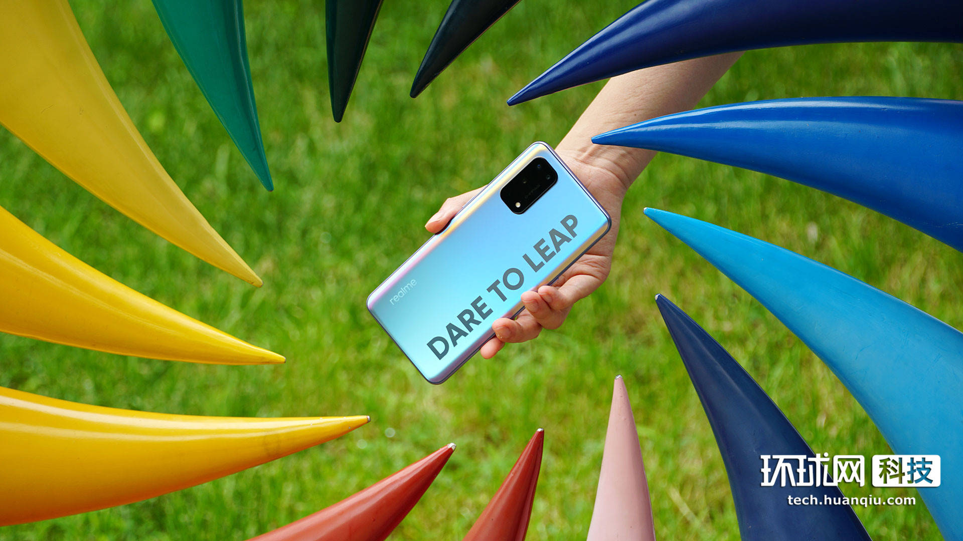 realme|realme真我X7 Pro首发体验：非常轻快，颜值不赖