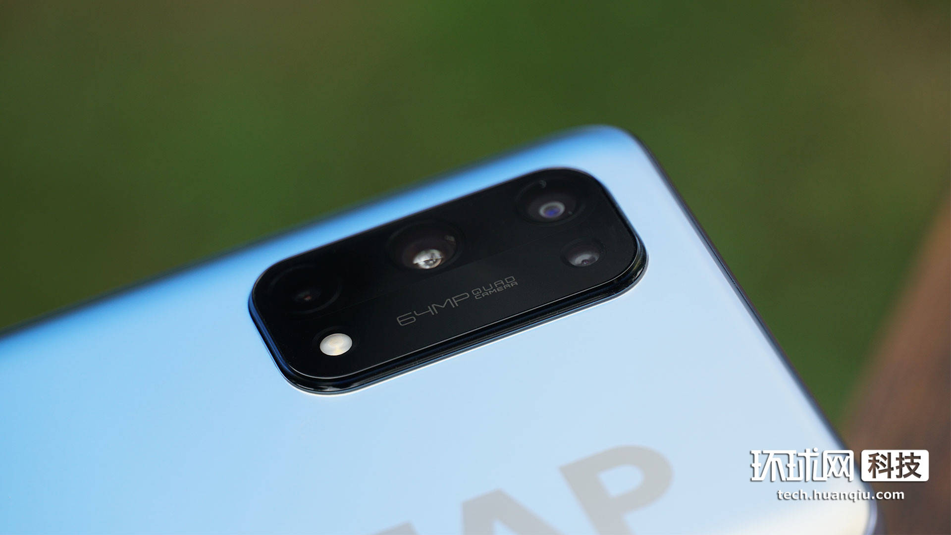 realme|realme真我X7 Pro首发体验：非常轻快，颜值不赖