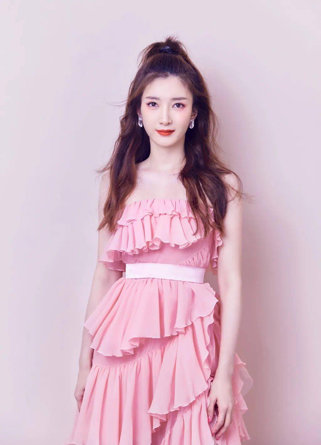 强肤光|美人计 | 女生见人才化妆（ps . 同事除外）