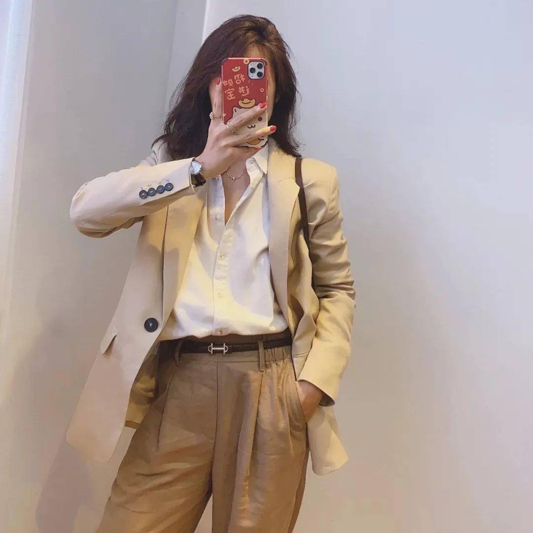 品牌|为什么优衣库这么丑，还能被疯抢？