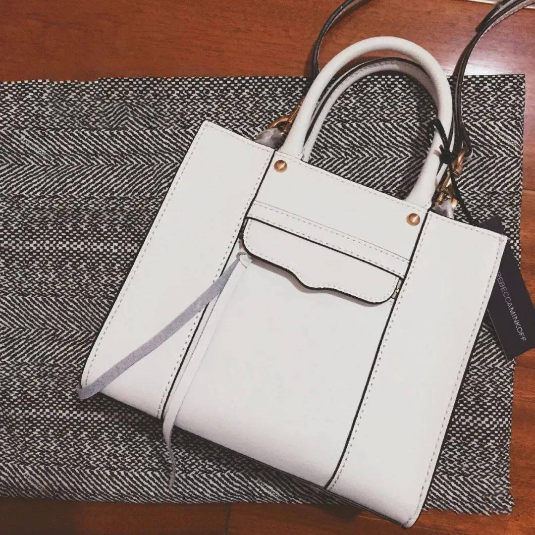 Minkoff|连老佛爷都夸的轻奢包袋，款式果然不输大牌