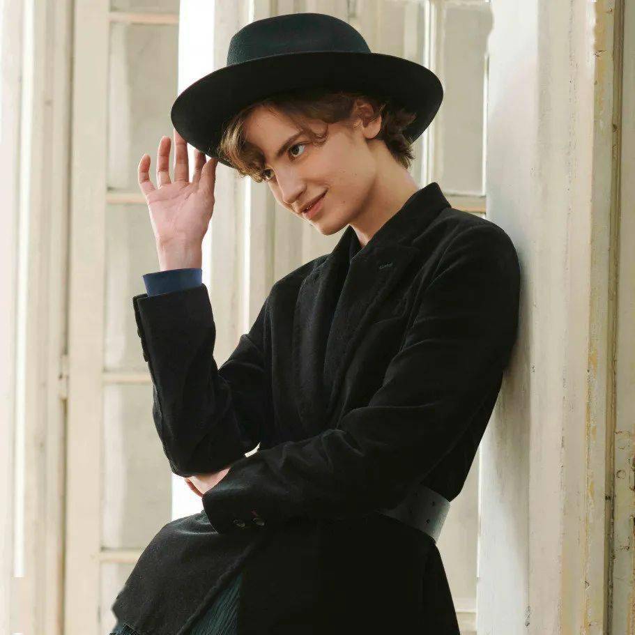 品牌|为什么优衣库这么丑，还能被疯抢？