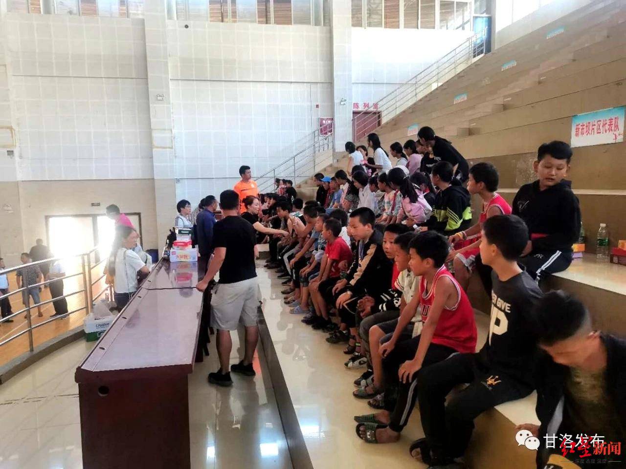 甘洛|四川甘洛暴雨灾害致两所学校设施被冲毁 290名学生安全转移避险