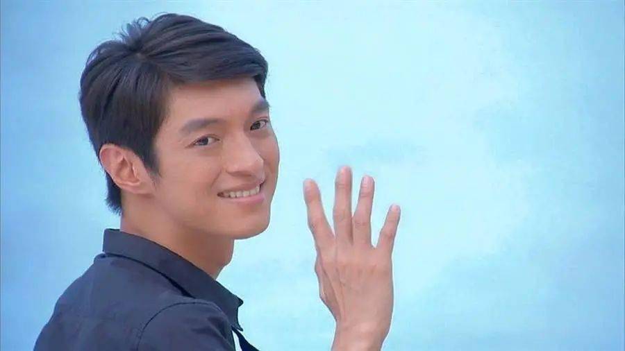 团体|帅气牙医突然火了！当年偶像团体已物是人非