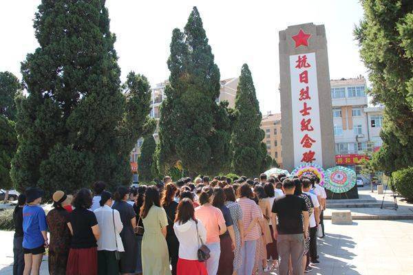 烟台|铭记历史 愐怀先烈丨烟台龙口市开展纪念抗战胜利75周年活动