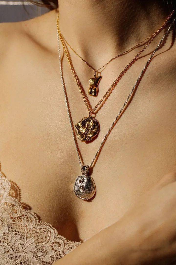 Card|法国博主也迷上的优雅:这间店的手工首饰彷如随身配戴的古董!